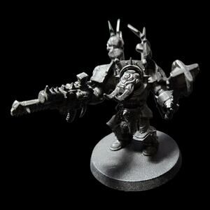 Warhammer 40K Chaos Space Marines Miniature Figure Plastic Base 32mm